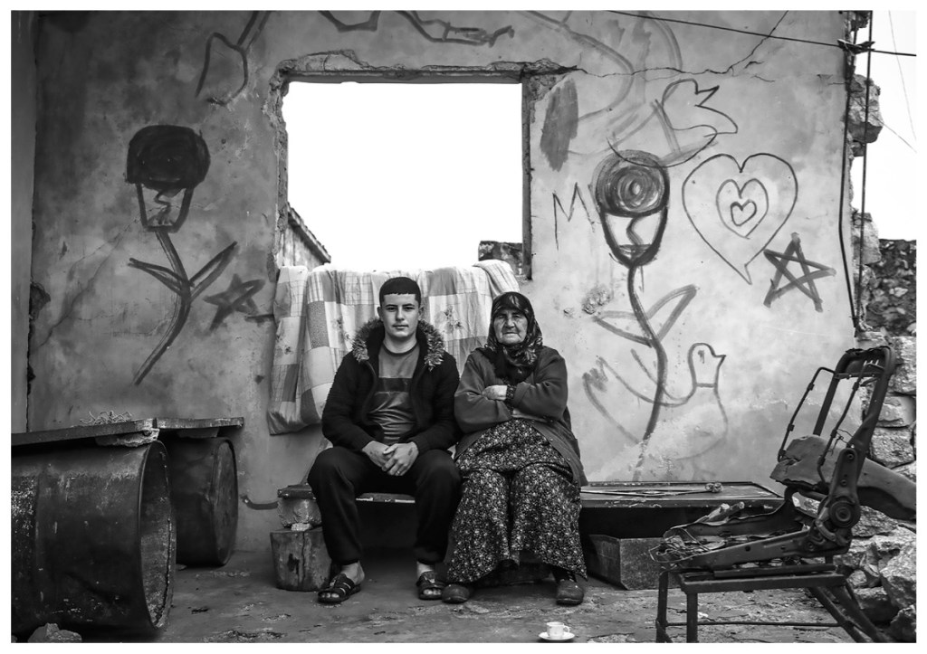 UTOPIE MINACCIATE. La rivoluzione in Kurdistan / mostra fotografica di Mauricio Centurion